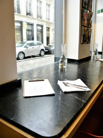 COMPTOIR MARBRE NOIRMARQUINA