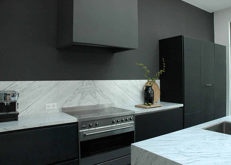 Plan de travail en marbre blanc gris noir ou de carrare pour votre cuisine